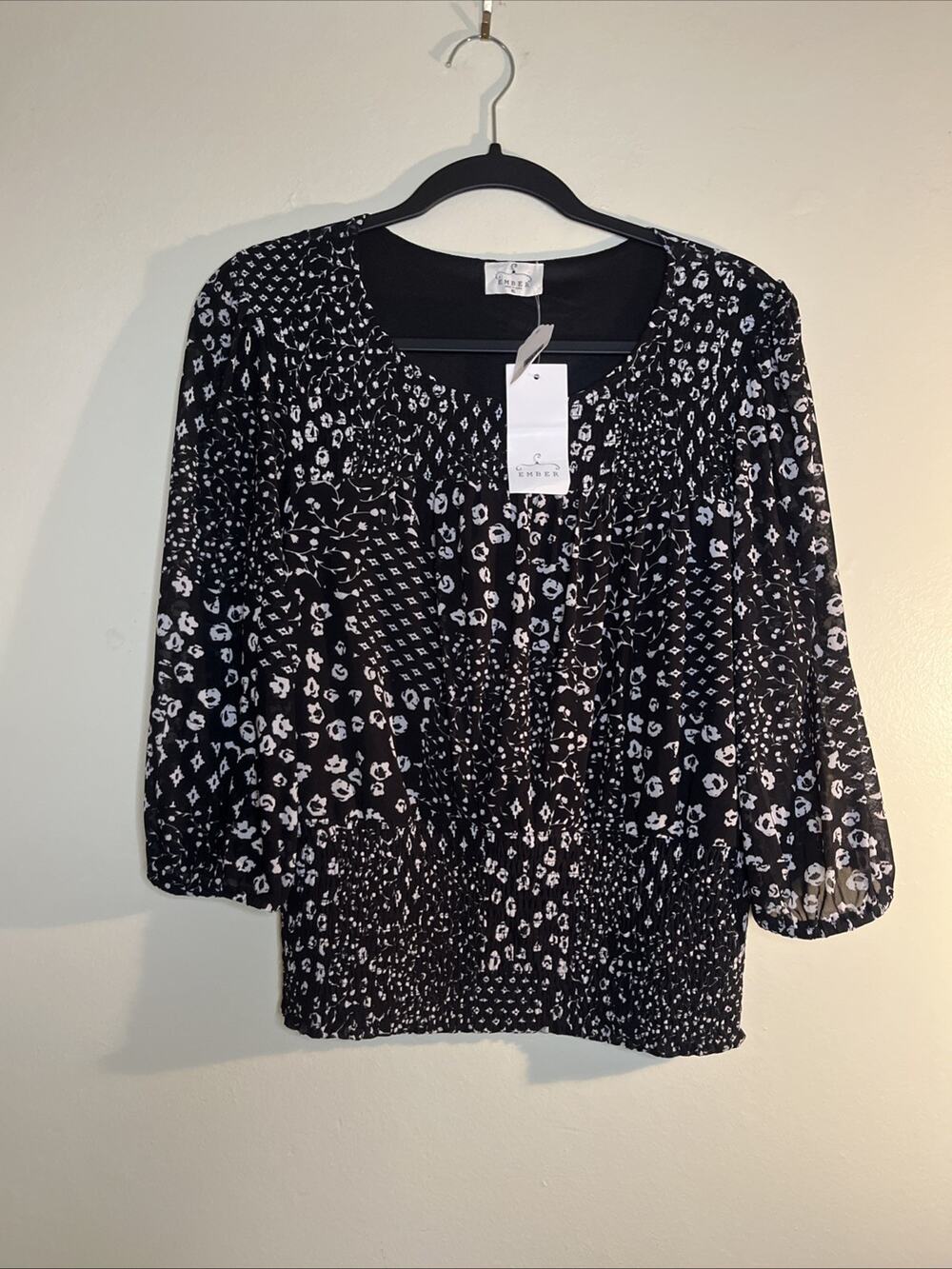 NWT Ember top Size XL Blk White Womens  Sheer 3/4 Sleeve Smock Waist